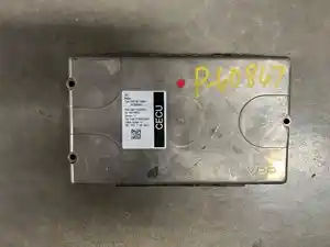 Used Universal Peterbilt 384 Dash Control Module (Stock #P-60867)) Part Image