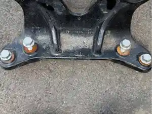 Used Universal Universal Universal Engine Mount Image