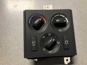 Used Volvo VNL Combination Switch (Stock #P-14553)) Part Image