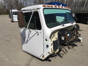 Used 1994 International 8200 Cab (Stock #P-407)) Part Image
