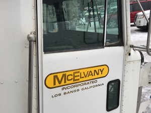 Used 1996 Kenworth T800 Door (Stock #P-557)) Part Image