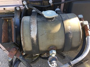 Used 1998 Western Star 4964FX Radiator Overflow Bottle (Stock #P-459)) Part Image
