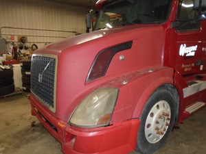 Used 2004 Volvo VNL Bumper (Stock #P-803)) Part Image