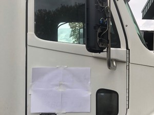 Used 2007 Freightliner COLUMBIA Door (Stock #P-622)) Part Image