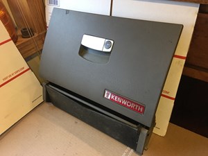 Used 2007 Kenworth T600 Interior Misc Part (Stock #P-507)) Part Image