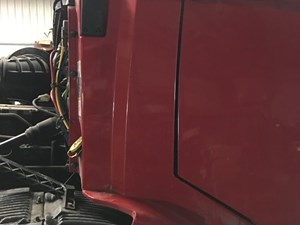 Used 2007 Volvo VNL64T Cab Fairing (Stock #P-576)) Part Image