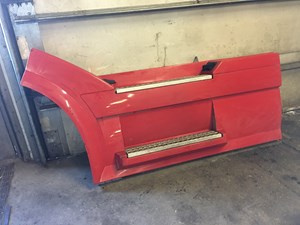 Used 2007 Volvo VNL64T Tank Fairing (Stock #P-572)) Part Image
