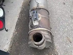 Used 2014 Peterbilt 587 Diesel Particulate Filter (DPF) (Stock #P-857)) Part Image