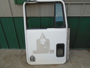 Used Kenworth Door (Stock #P-732)) Part Image