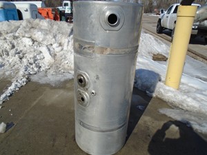 Used Peterbilt 379 Fuel Tank (Stock #P-805)) Part Image
