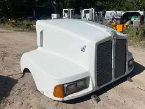 Used 1998 Kenworth T600 Hood (Stock #P-1042)) Part Image