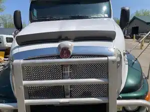 Used 2000 Kenworth T2000 Bumper (Stock #P-911)) Part Image