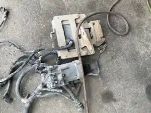 Used 2005 Meritor/Rockwell MO-16Z12A-A16 Transmission Assy (Stock #P-917)) Part Image
