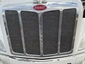 Used 2016 Peterbilt 579 Hood (Stock #P-999)) Part Image