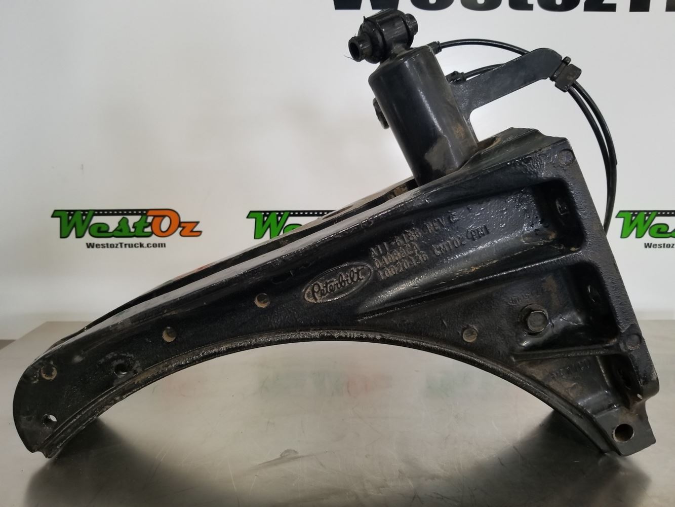 2016 Peterbilt 579 (Stock 11308) Fuel Tank Brackets TPI