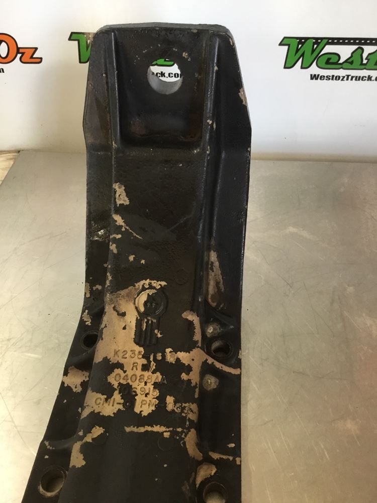 Universal Kenworth T800 (Stock 2225) Cab Mounts TPI