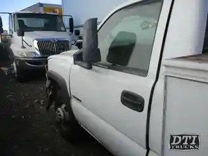 Used 2006 CHEVROLET 3500 Door (Stock #28977)) Part Image