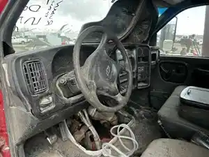 Used 2005 CHEVROLET C4500 Dash Ass'y (Stock #71884)) Part Image