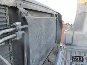 Used 2007 CHEVROLET C7500 Radiator (Stock #27081)) Part Image