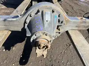 Used 2007 CHEVROLET Axle, Complete Rear (Stock #74811)) Part Image