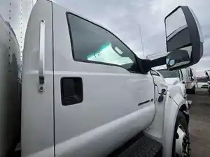 Used 2017 FORD F650 Door (Stock #77946)) Part Image