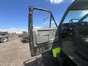 Used 1993 FORD F700 Door (Stock #82141)) Part Image