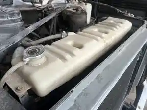 Used 1996 FORD F800 Radiator Overflow Bottle (Stock #81980)) Part Image