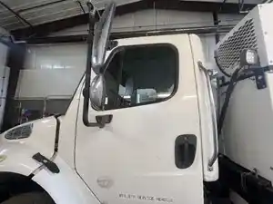 Used 2019 FREIGHTLINER M2 106 Door (Stock #82497)) Part Image