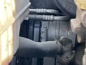Used 2007 GMC C5500 A/C Compressor (Stock #70309)) Part Image