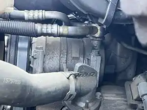 Used 2006 GMC C5500 A/C Compressor (Stock #70421)) Part Image