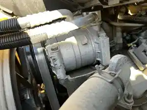 Used 2007 GMC C5500 A/C Compressor (Stock #73723)) Part Image