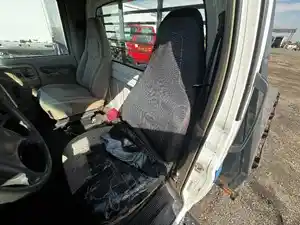 Used 2005 GMC C5500 Cab (Stock #76121)) Part Image
