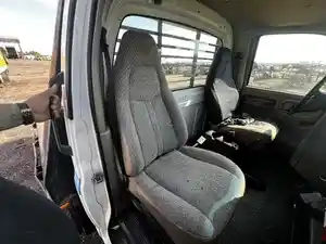 Used 2005 GMC C5500 Cab (Stock #76151)) Part Image