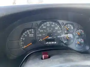 Used 2006 GMC C5500 Instrument Cluster (Stock #71840)) Part Image