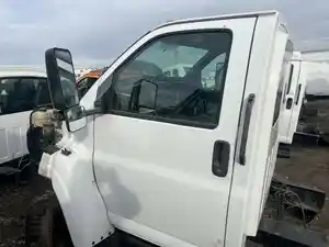 Used 2008 GMC C5500 Grille (Stock #70319)) Part Image