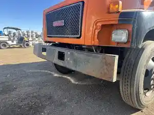 Used 2008 GMC C6500 Bumper (Stock #70923)) Part Image