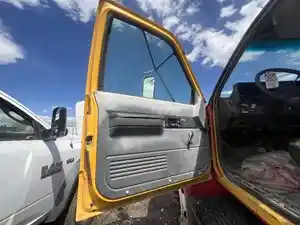Used 1999 GMC C7 Door (Stock #82174)) Part Image