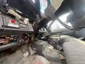 Used 1999 GMC C7 Steering Column (Stock #82179)) Part Image