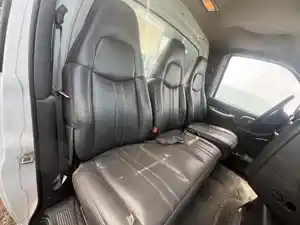Used 2005 GMC C7500 Cab (Stock #80944)) Part Image