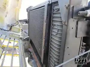 Used 2000 GMC C7500 Cooling Assembly (Stock #26026)) Part Image