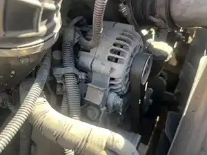 Used 2005 GMC Alternator (Stock #72132)) Part Image