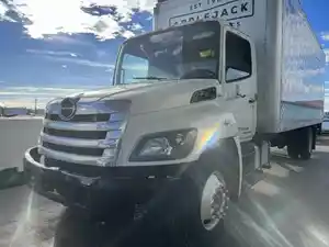 Used 2013 HINO Alternator (Stock #77389)) Part Image