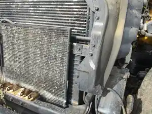 Used 2006 INTERNATIONAL 4300 A/C Condenser (Stock #25353)) Part Image