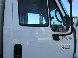 Used 2007 INTERNATIONAL 4300 Door (Stock #12880)) Part Image