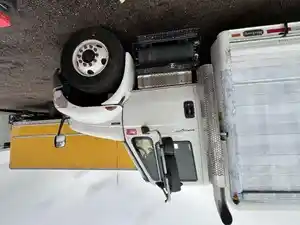 Used 2009 INTERNATIONAL 4300 Door (Stock #77130)) Part Image