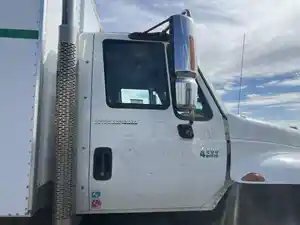 Used 2007 INTERNATIONAL 4400 Door (Stock #76974)) Part Image