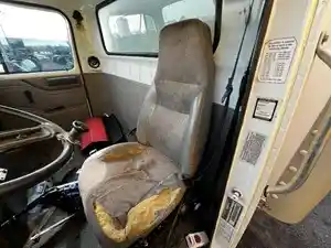 Used 1997 INTERNATIONAL 4700 Cab (Stock #75982)) Part Image