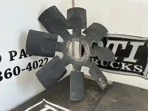 Used 1999 INTERNATIONAL DT 466E Fan (Stock #30526)) Part Image