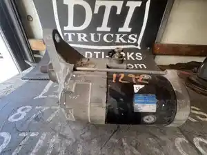 Used 2007 ISUZU 4HK1TC Starter (Stock #81946)) Part Image