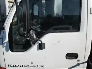 Used 2002 ISUZU NPR Door (Stock #13068)) Part Image